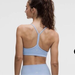 Lululemon Athletica Sports Bra FlowY wrap-front high-neck support size2 tank top